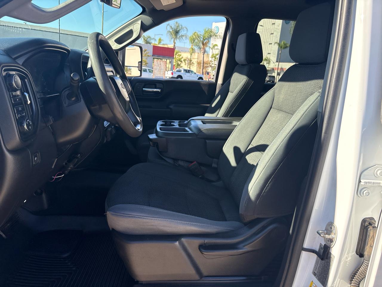 Chevrolet Silverado 2500HD 4WD Double Cab 162" Custom 2020