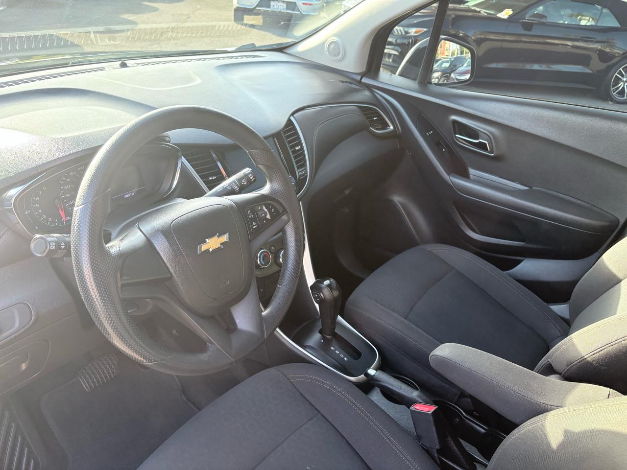 Chevrolet Trax FWD 4dr LS 2020