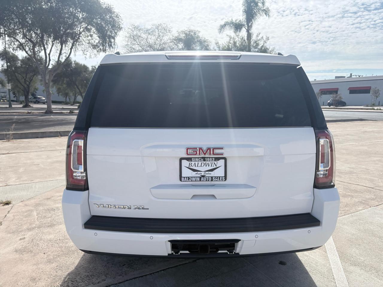 GMC Yukon XL 4WD 4dr SLT 2016