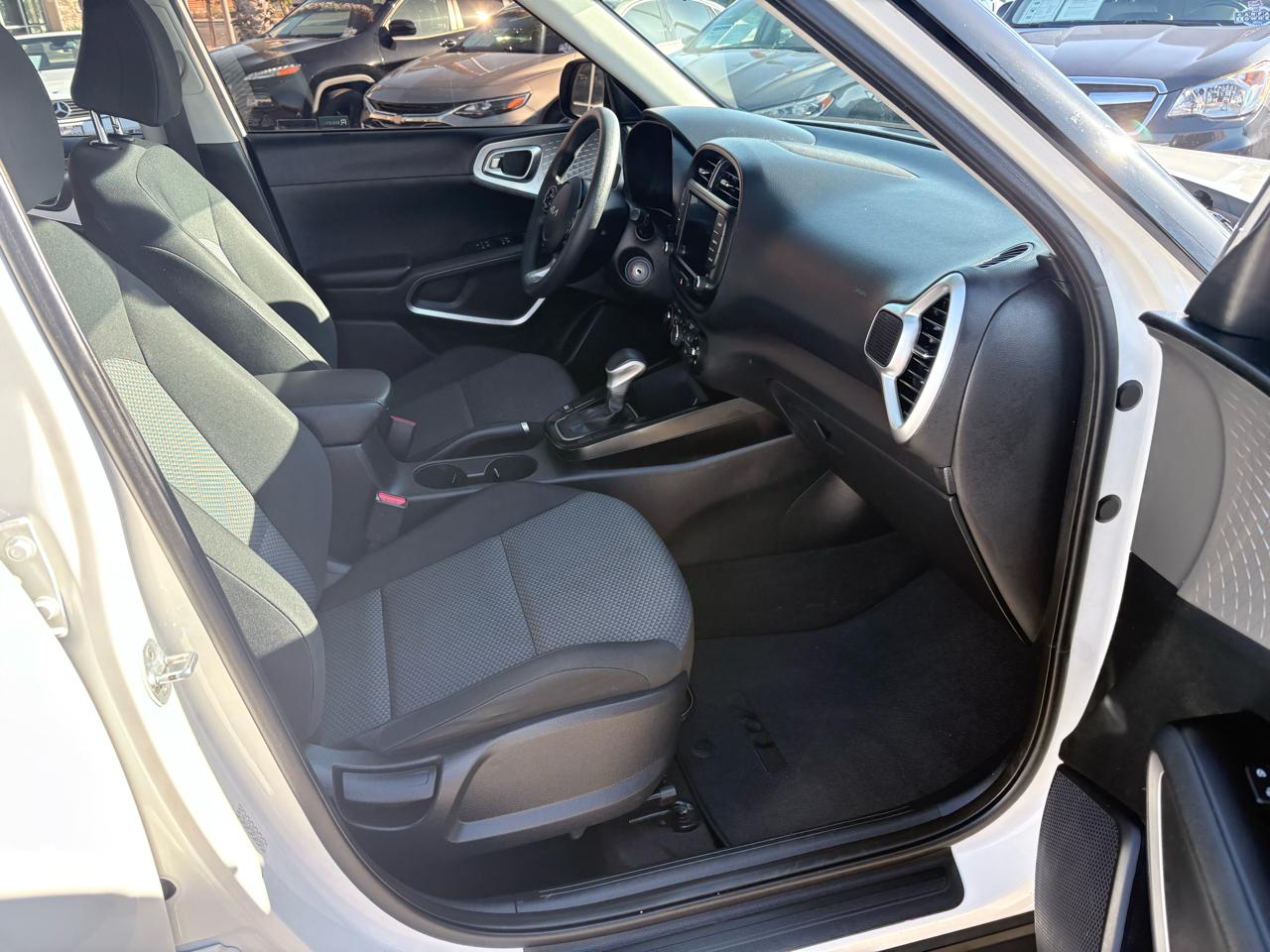 Kia Soul LX IVT 2022