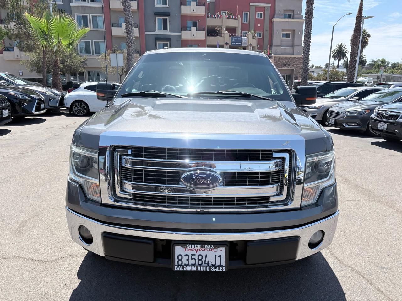 Ford F-150 2WD SuperCrew 145" XLT 2014