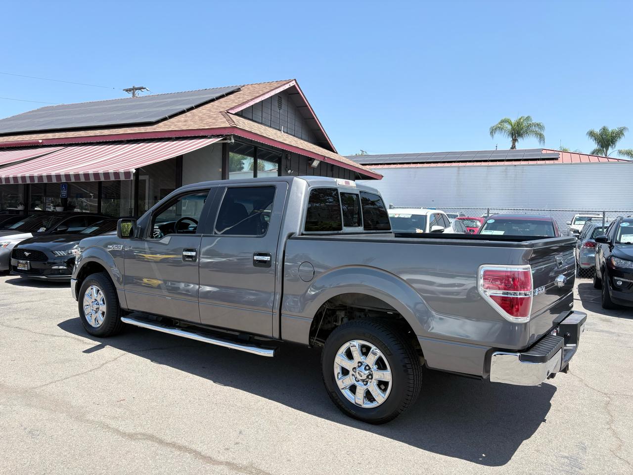 Ford F-150 2WD SuperCrew 145" XLT 2014