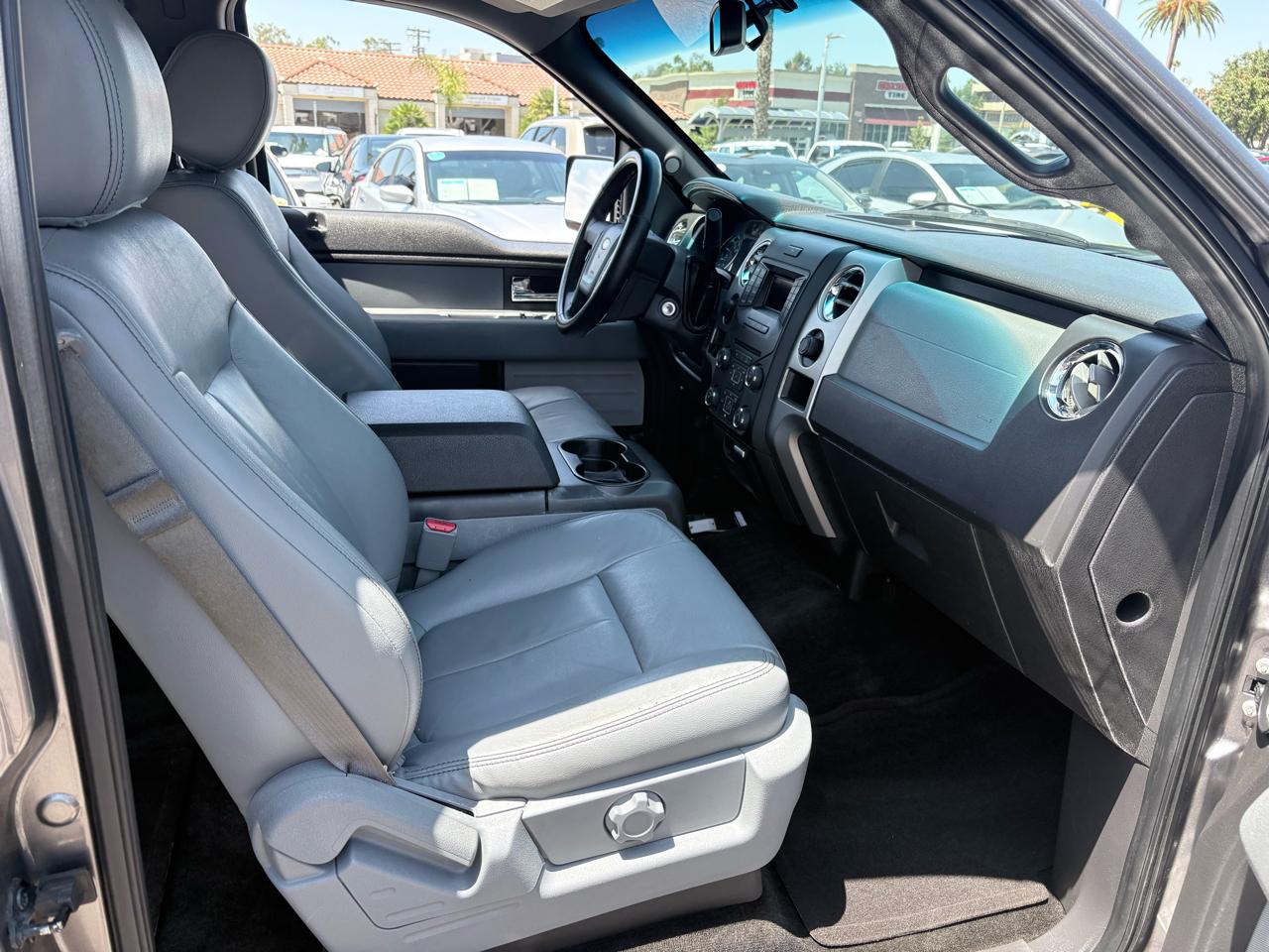 Ford F-150 2WD SuperCrew 145" XLT 2014