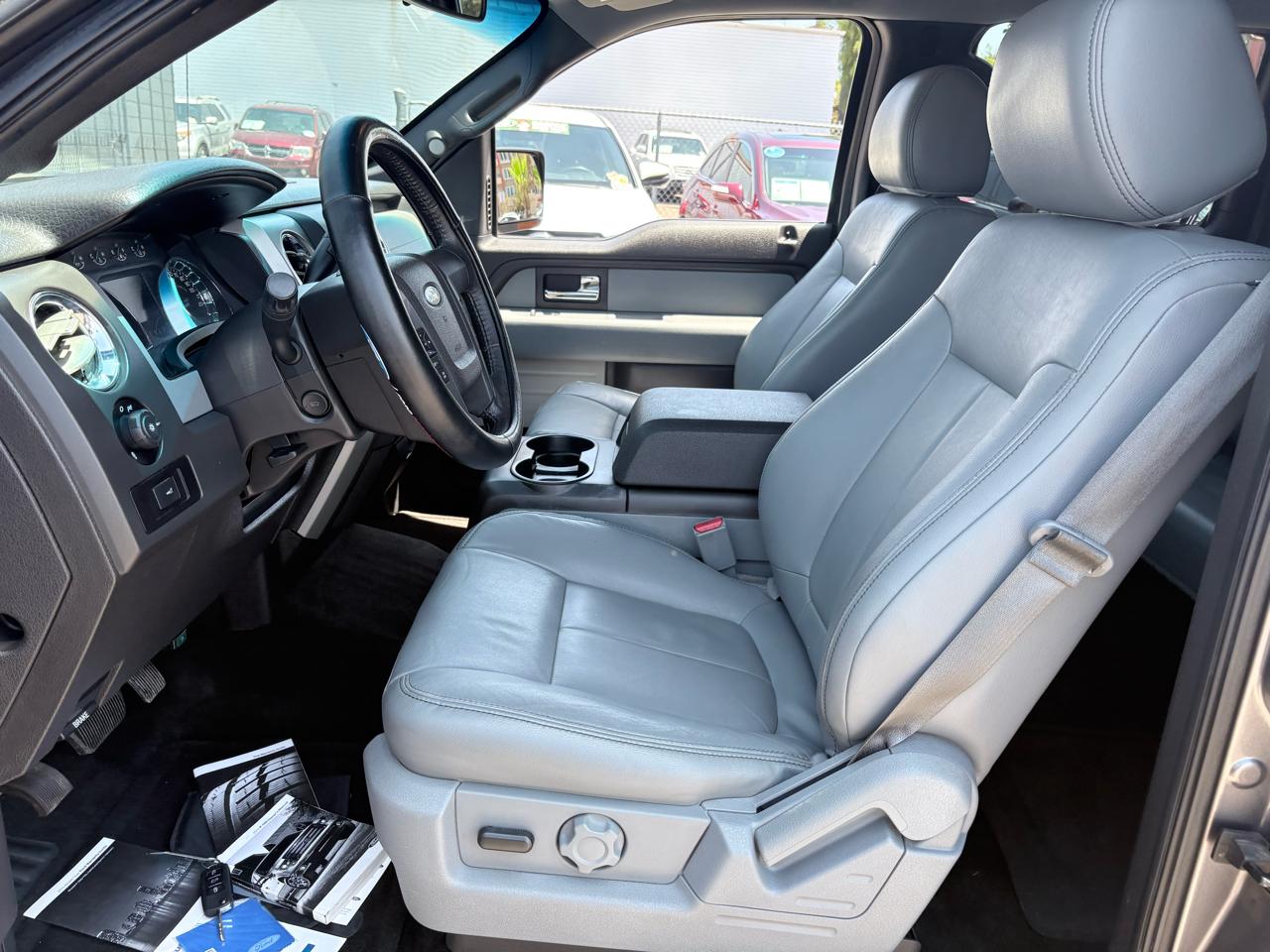Ford F-150 2WD SuperCrew 145" XLT 2014