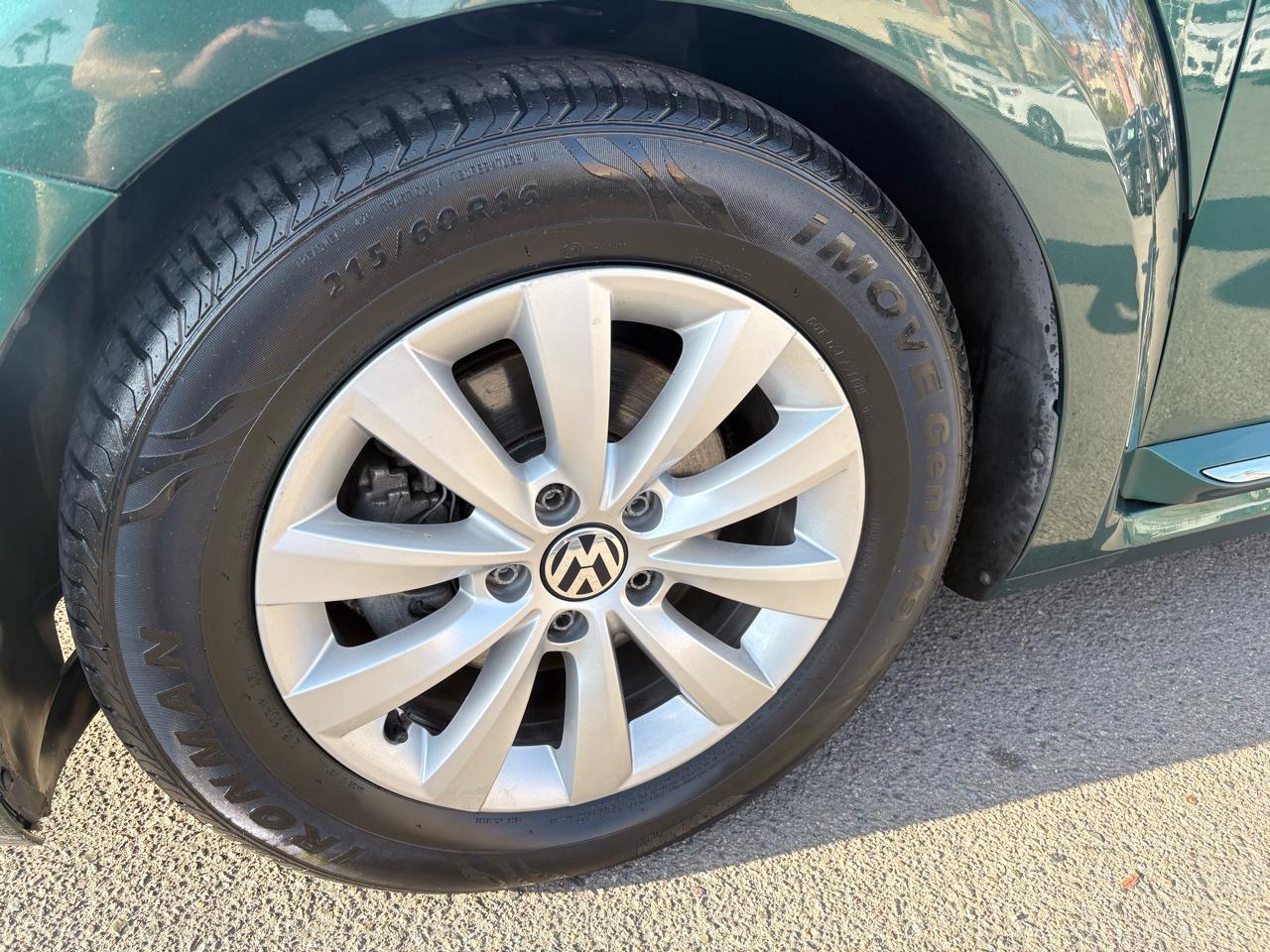 Volkswagen Beetle Convertible 1.8T SEL Auto 2017