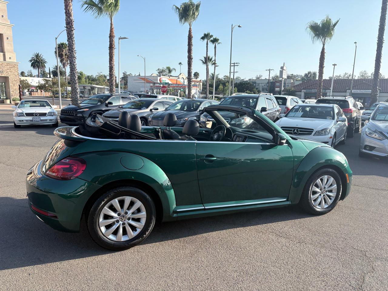 Volkswagen Beetle Convertible 1.8T SEL Auto 2017