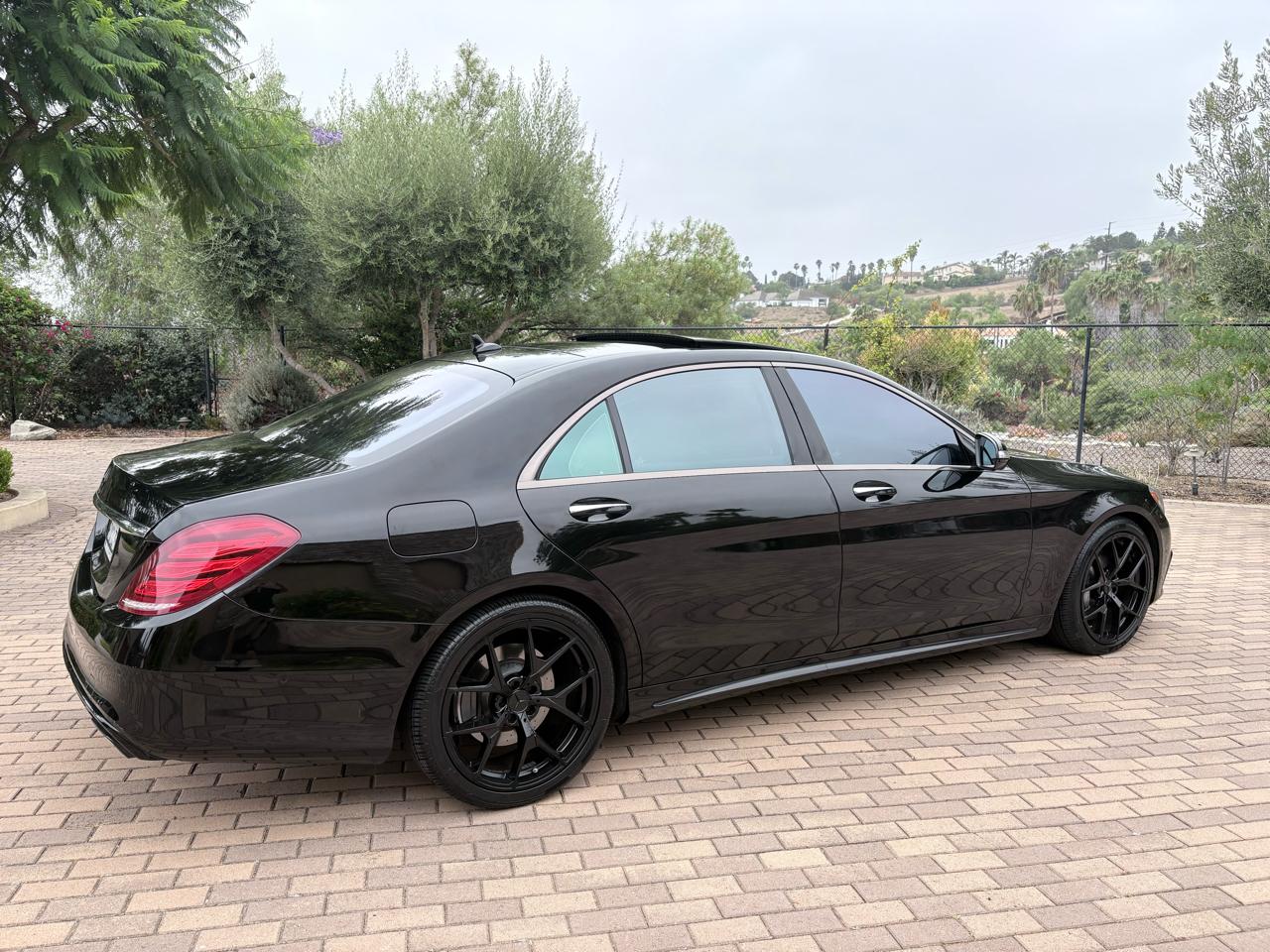 Mercedes-Benz S-Class 4dr Sdn S 550 4MATIC 2015