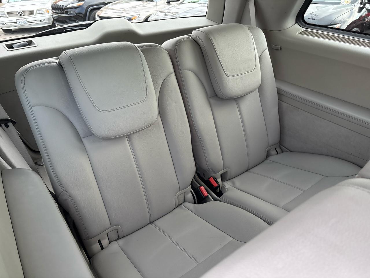 Mercedes-Benz GL-Class 4MATIC 4dr GL 450 2012