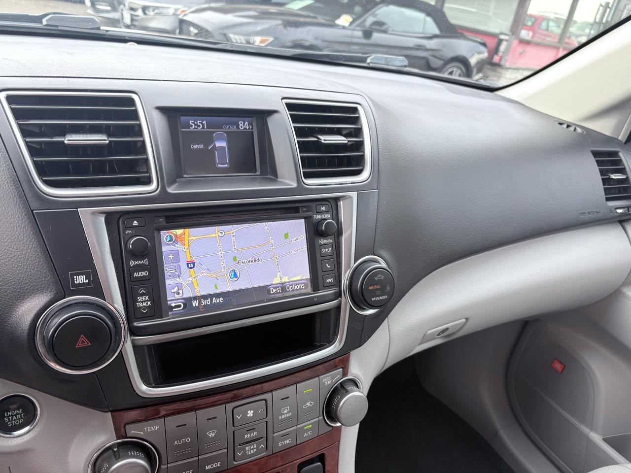 Toyota Highlander 4WD 4dr V6 Limited (Natl) 2013