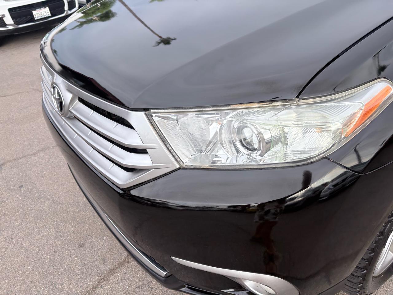 Toyota Highlander 4WD 4dr V6 Limited (Natl) 2013