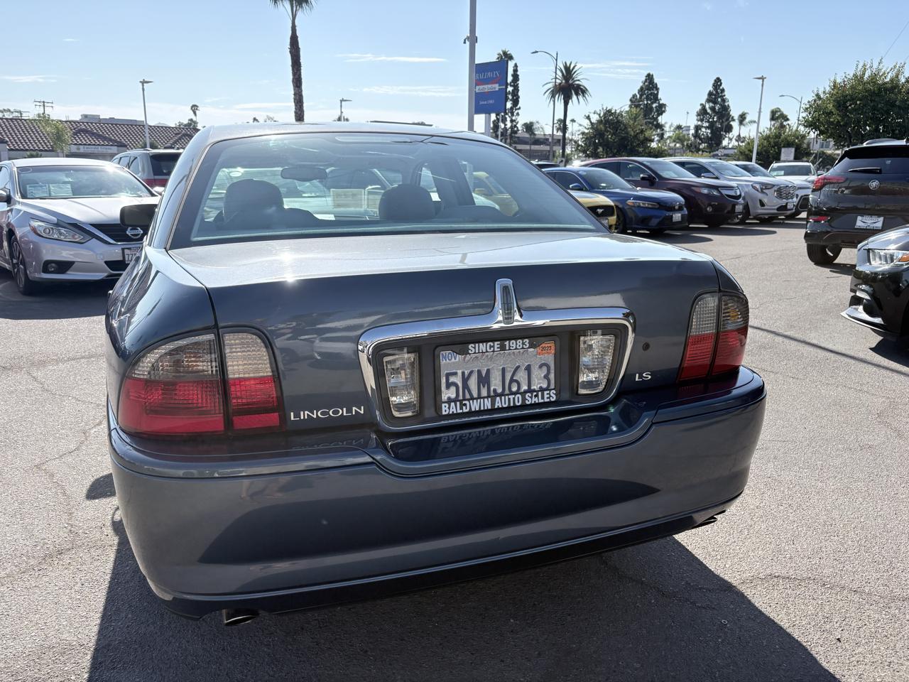 Lincoln LS 4dr Sdn V8 Auto w/Sport Pkg 2005