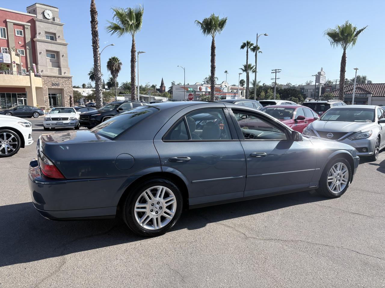 Lincoln LS 4dr Sdn V8 Auto w/Sport Pkg 2005