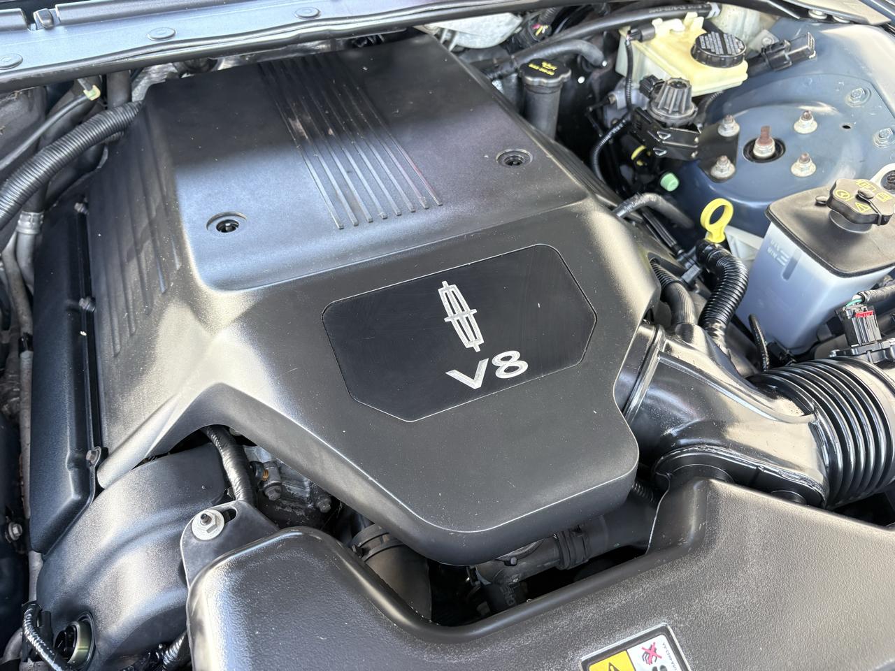 Lincoln LS 4dr Sdn V8 Auto w/Sport Pkg 2005