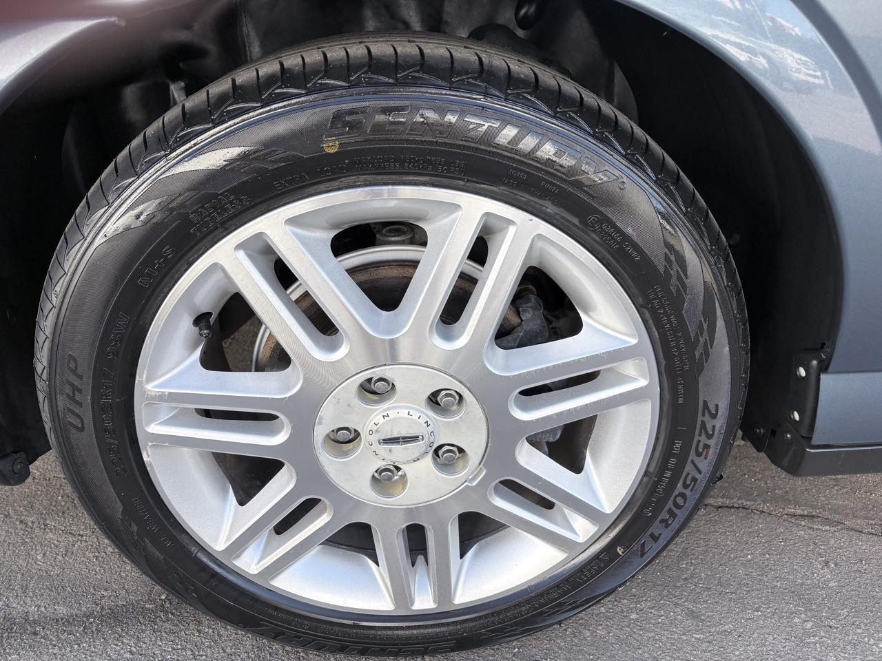 Lincoln LS 4dr Sdn V8 Auto w/Sport Pkg 2005