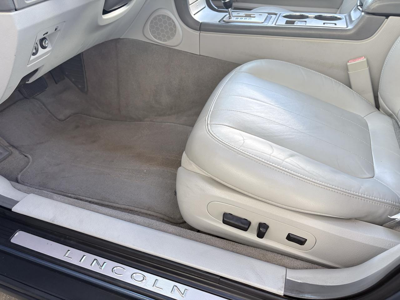 Lincoln LS 4dr Sdn V8 Auto w/Sport Pkg 2005