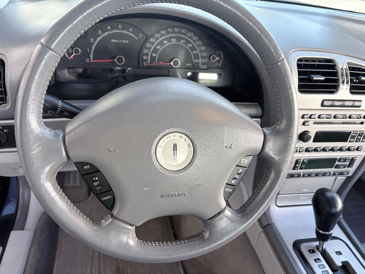 Lincoln LS 4dr Sdn V8 Auto w/Sport Pkg 2005