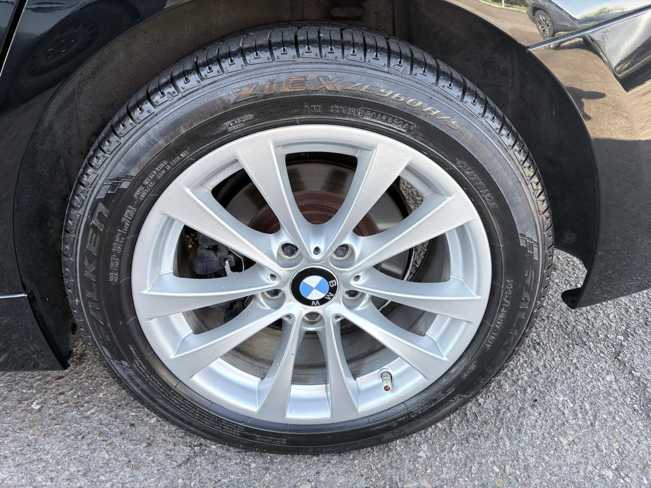 BMW 3 Series 4dr Sdn 320i RWD South Africa 2016