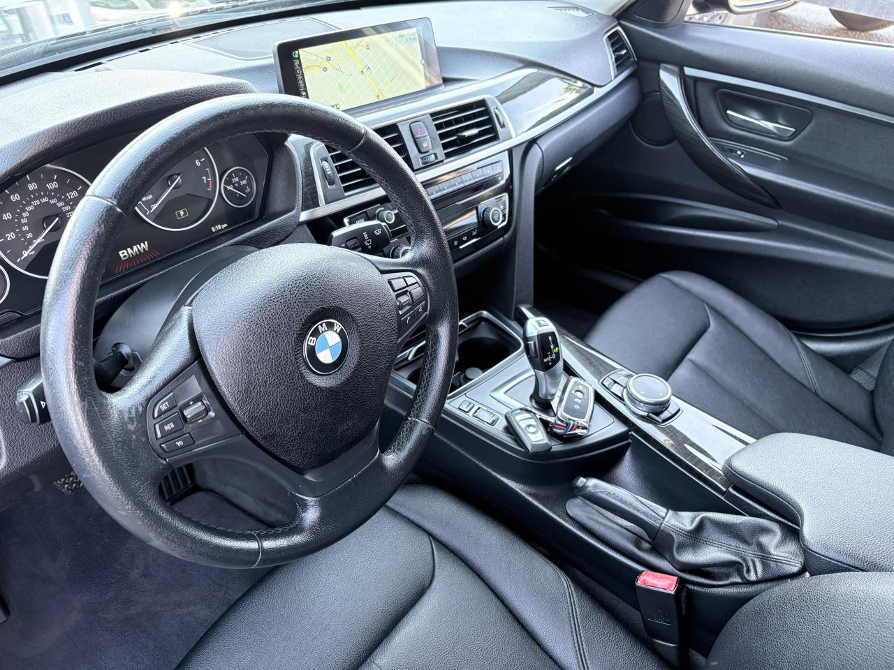 BMW 3 Series 4dr Sdn 320i RWD South Africa 2016