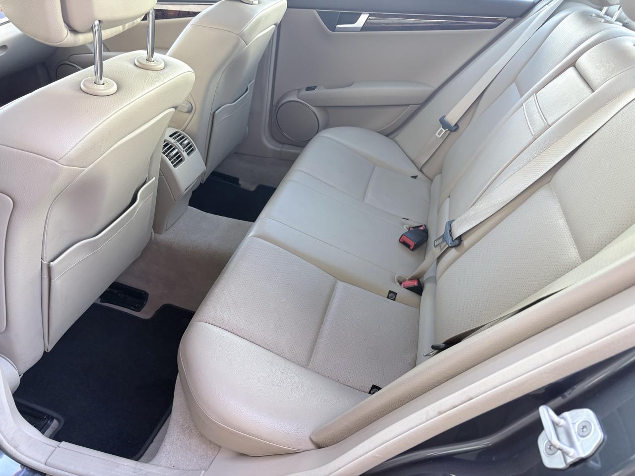 Mercedes-Benz C-Class 4dr Sdn C 250 Sport RWD 2013