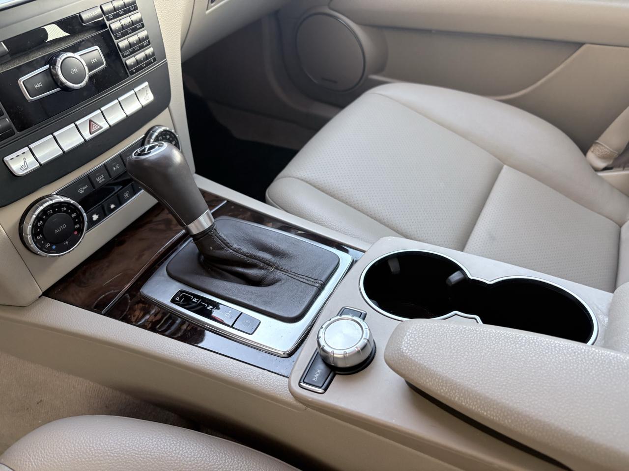 Mercedes-Benz C-Class 4dr Sdn C 250 Sport RWD 2013
