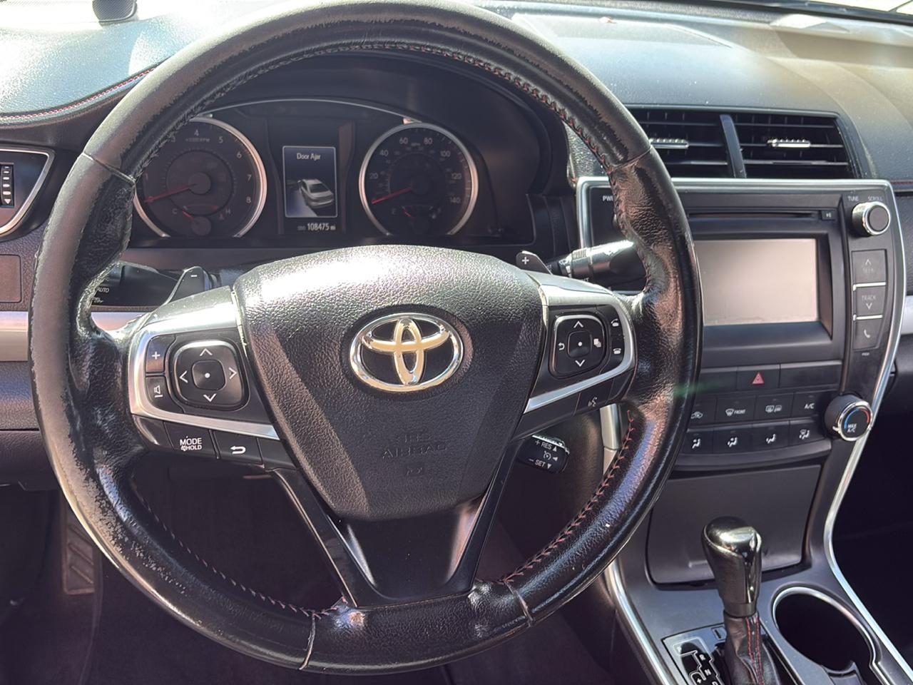 Toyota Camry 4dr Sdn I4 Auto SE w/Special Edition Pkg (Natl) 2016