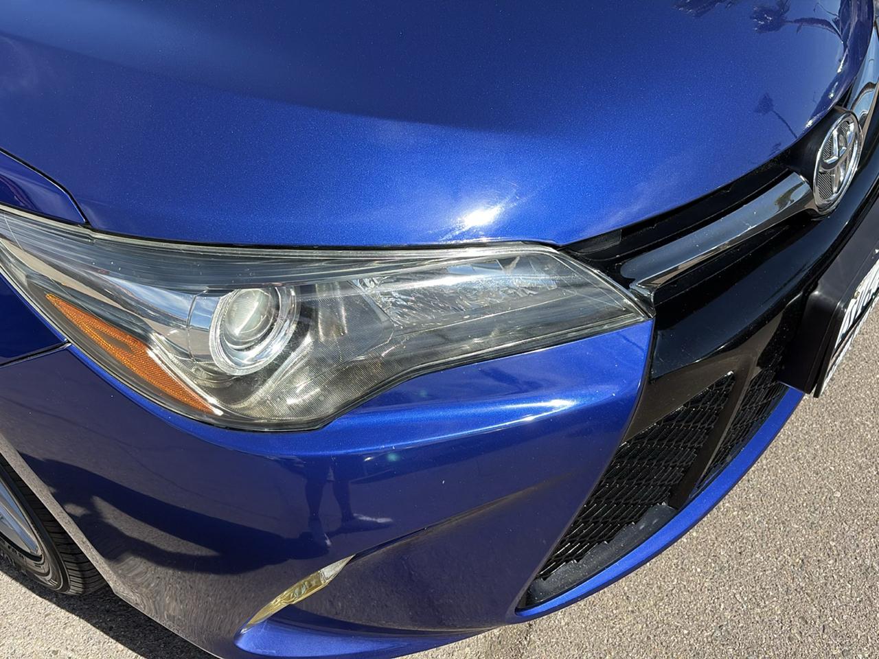 Toyota Camry 4dr Sdn I4 Auto SE w/Special Edition Pkg (Natl) 2016