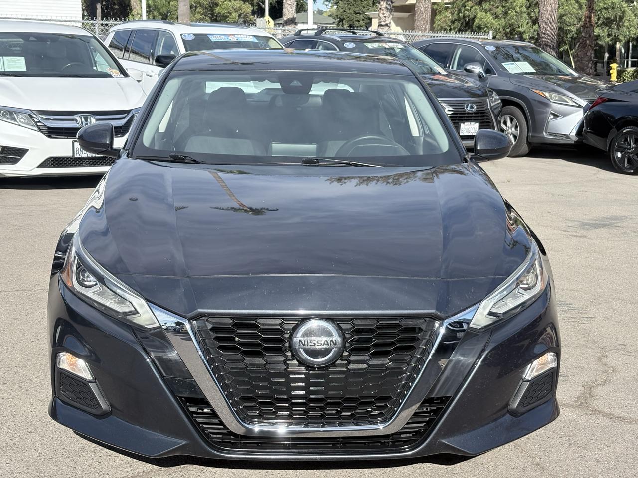 Nissan Altima 2.5 SV Sedan 2022
