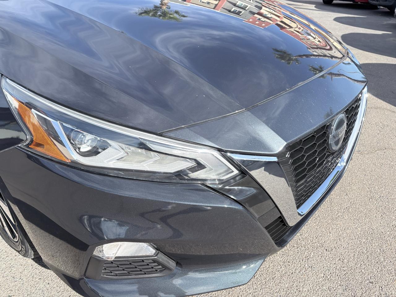 Nissan Altima 2.5 SV Sedan 2022