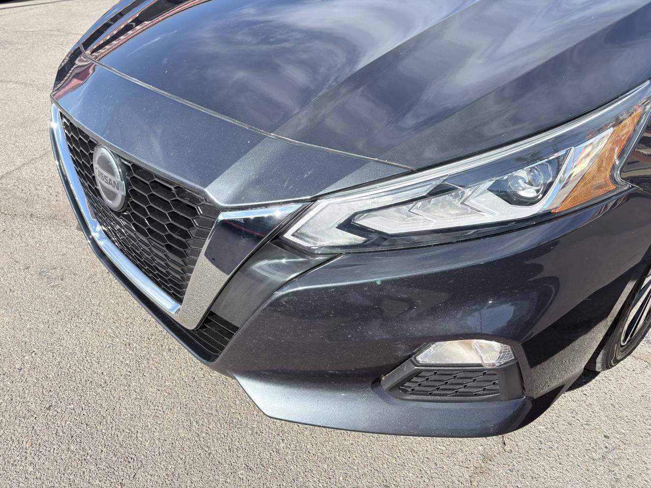 Nissan Altima 2.5 SV Sedan 2022