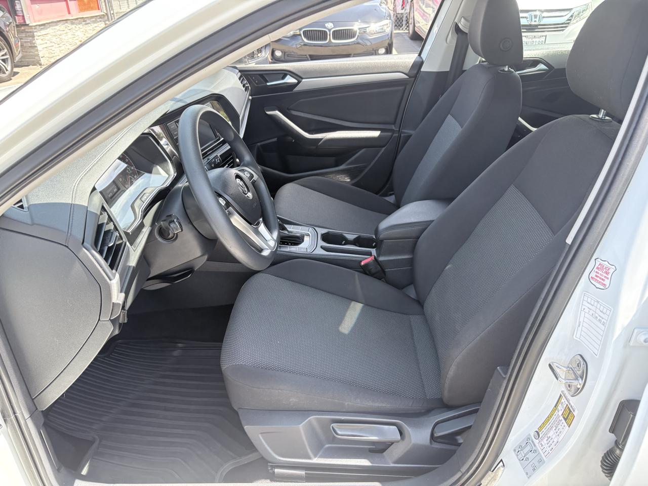 Volkswagen Jetta S Auto 2021