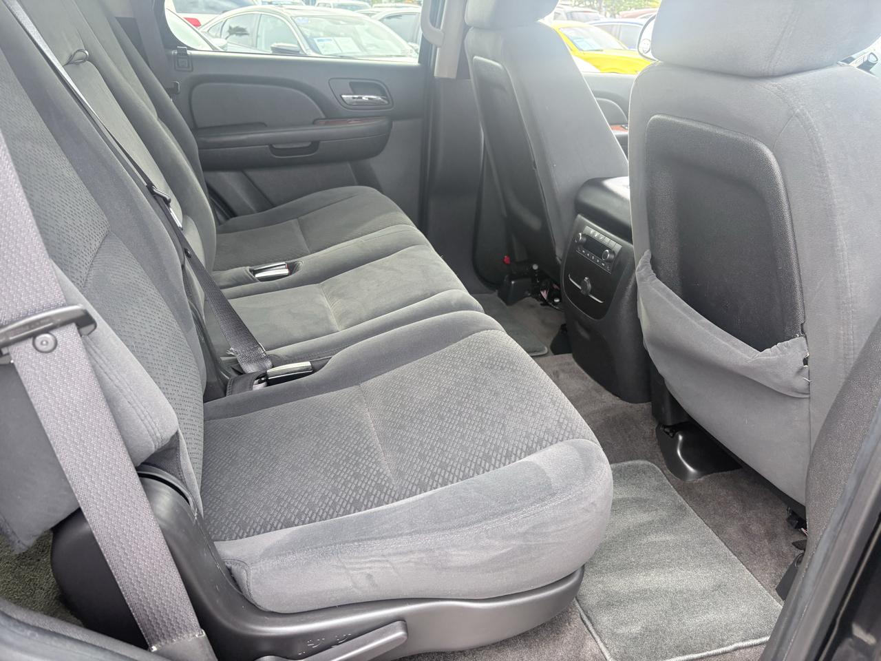 GMC Yukon 4WD 4dr 1500 SLE w/3SB 2008