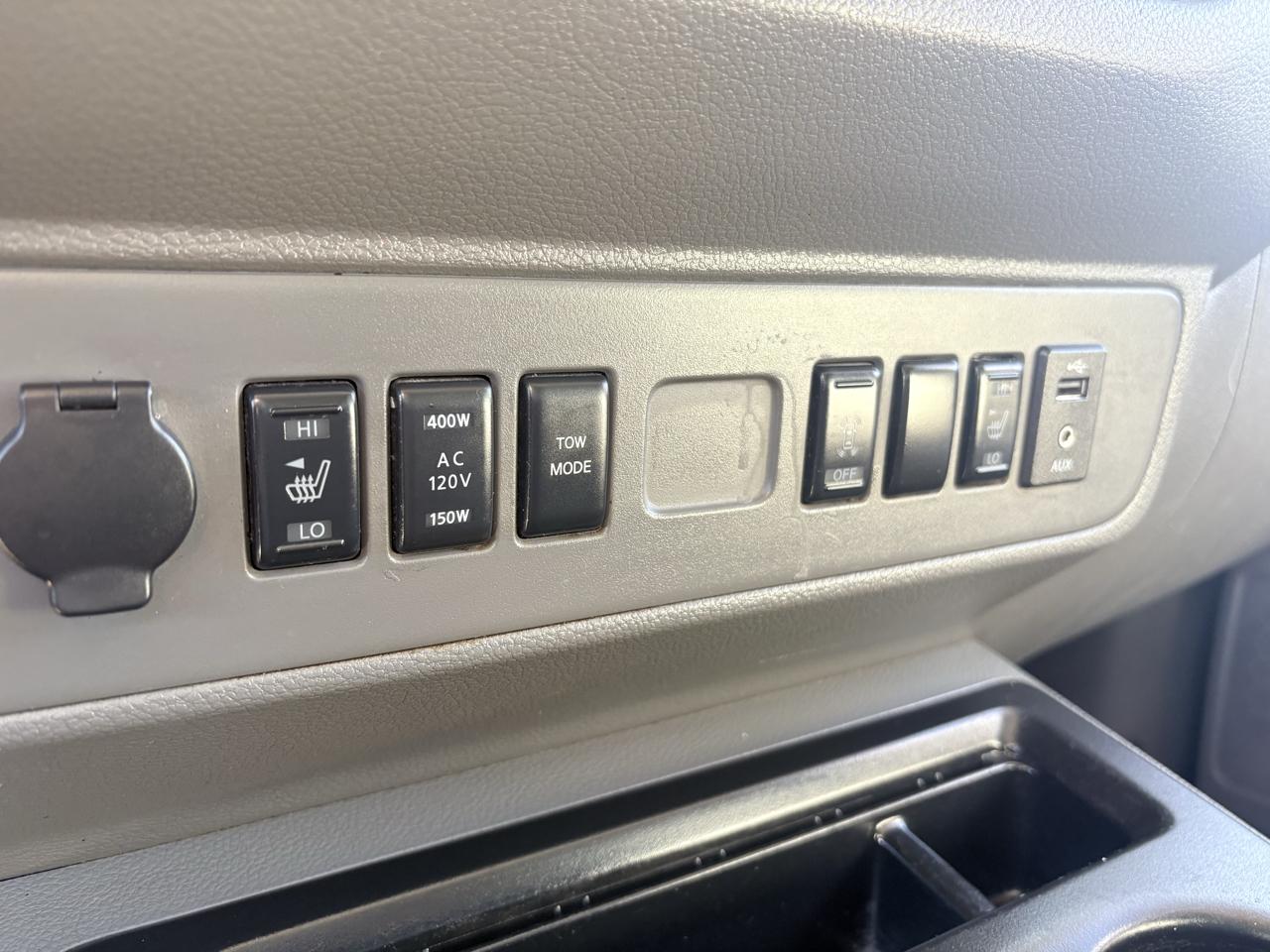 Nissan NVP 3500 V8 SL 2015