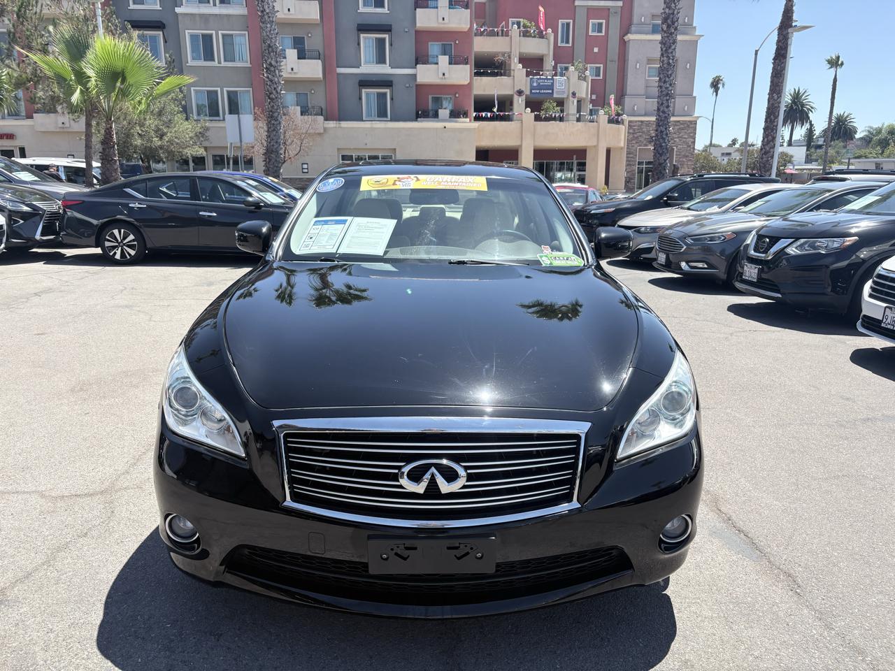 Infiniti M37 4dr Sdn RWD 2011