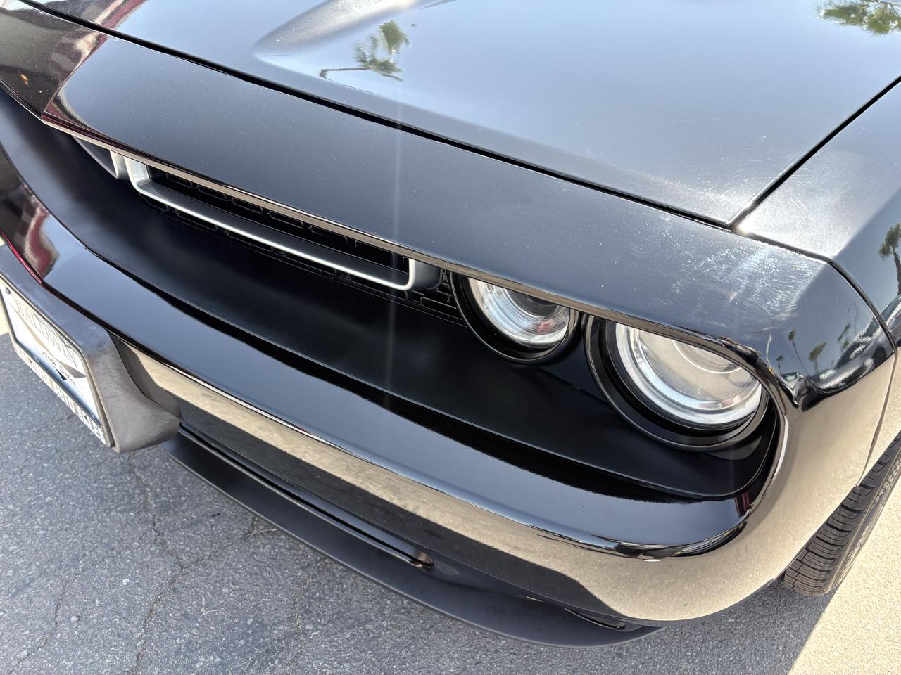 Dodge Challenger 2dr Cpe SXT 2016
