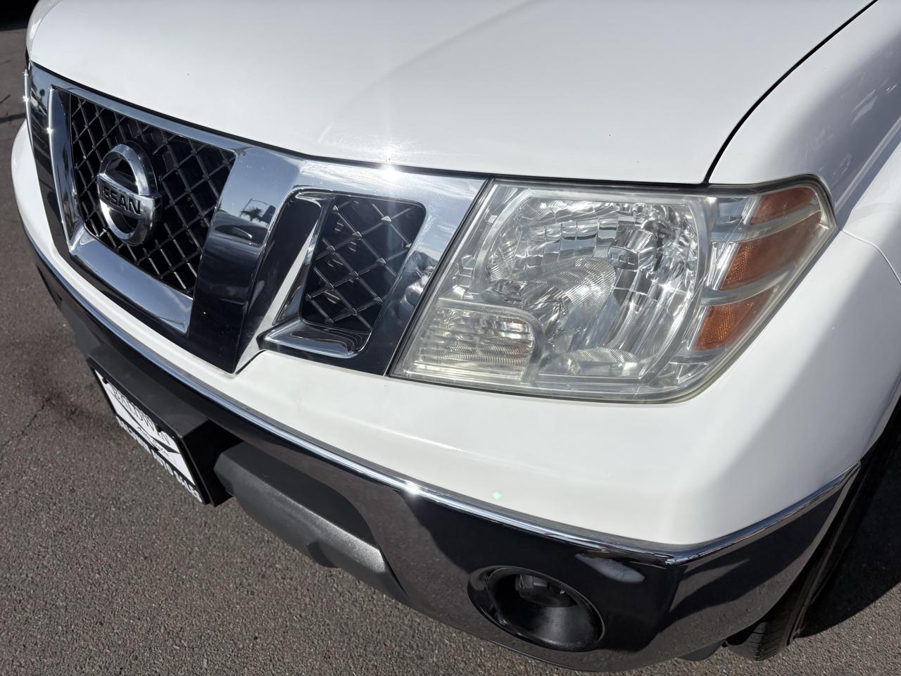 Nissan Frontier 2WD Crew Cab SWB Auto SV 2011