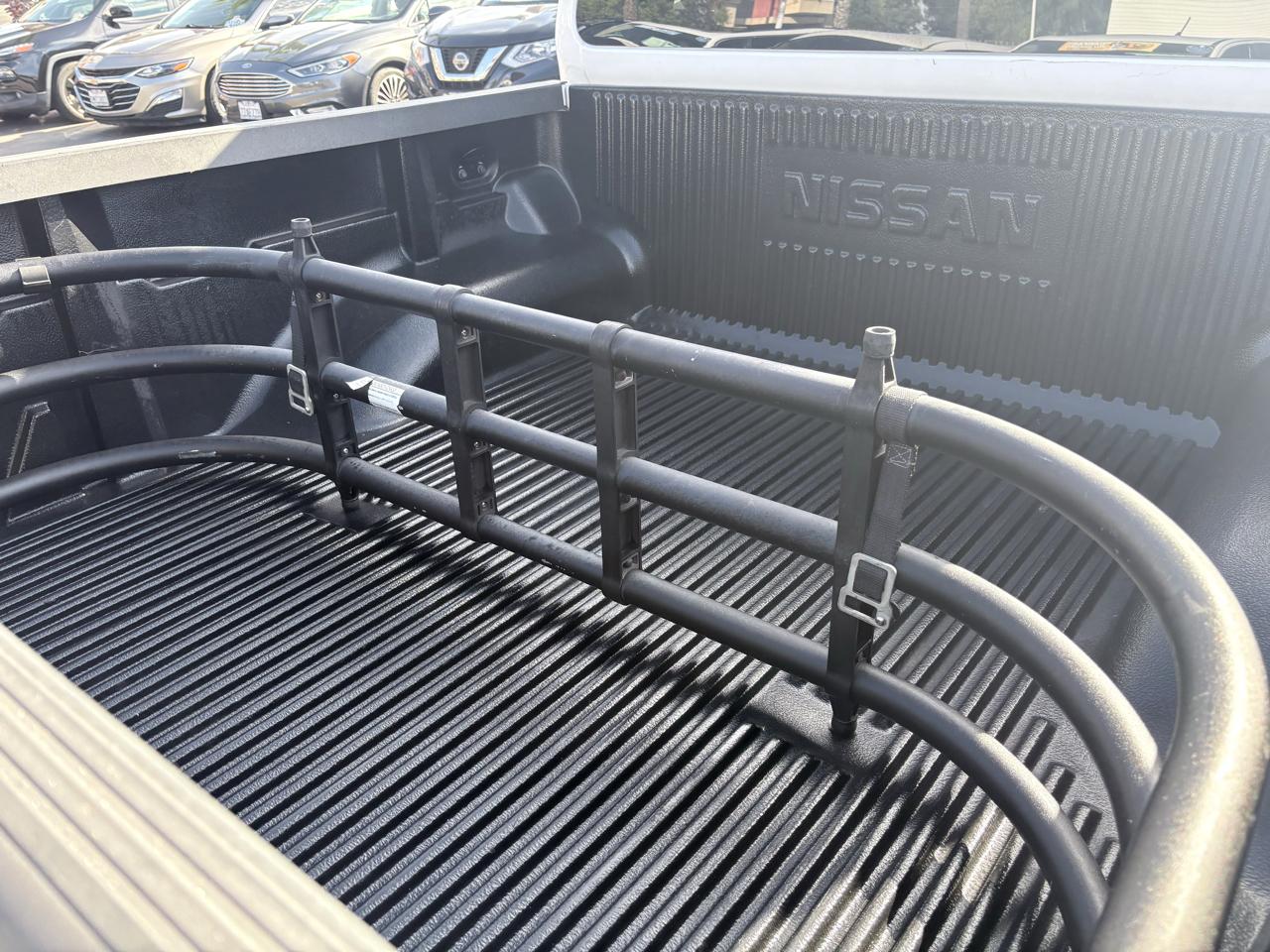 Nissan Frontier 2WD Crew Cab SWB Auto SV 2011