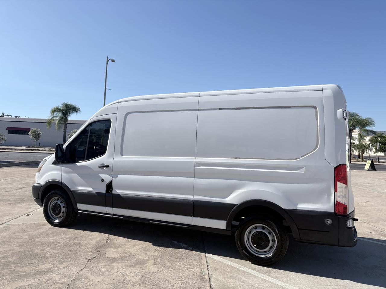 Ford Transit Cargo Van T-150 148" Med Rf 8600 GVWR Sliding RH Dr 2015
