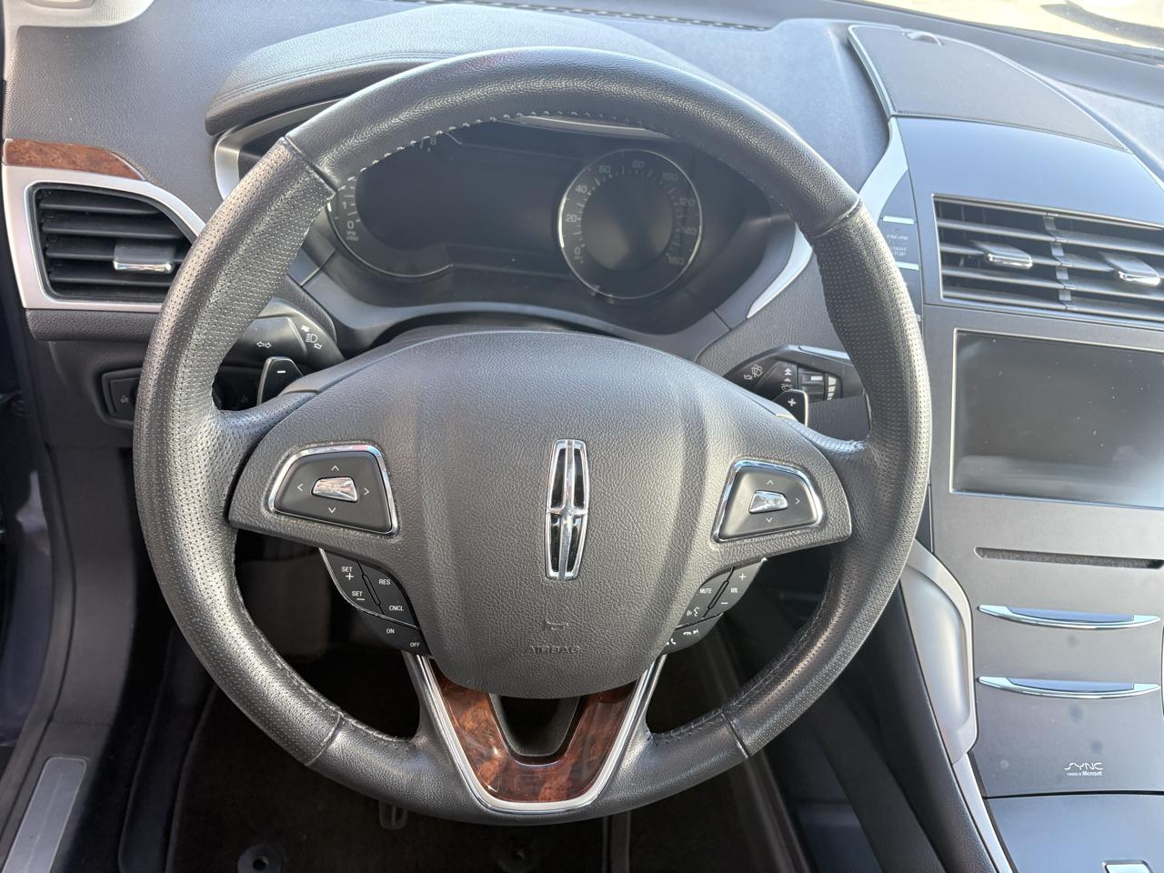 Lincoln MKZ 4dr Sdn FWD 2014