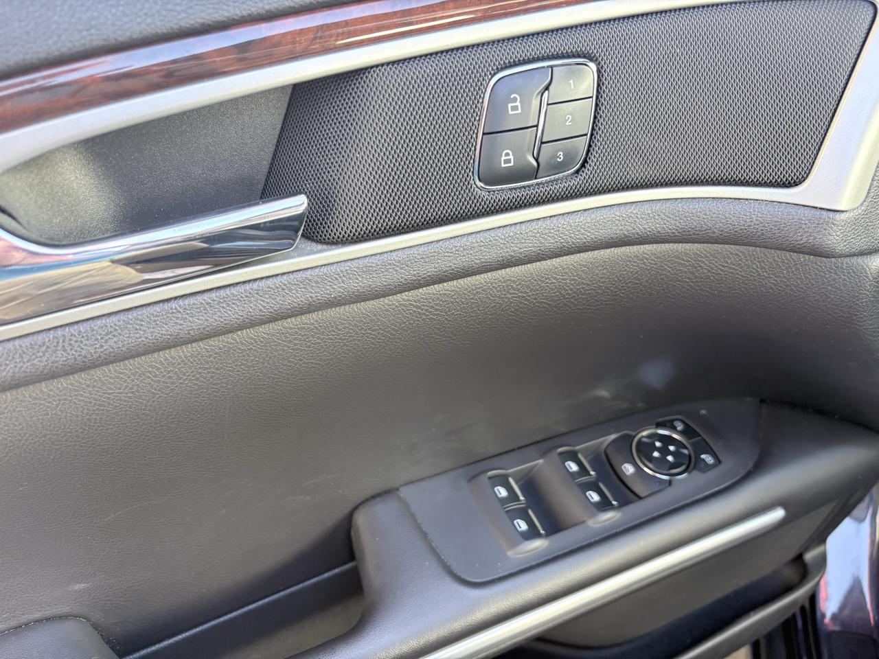 Lincoln MKZ 4dr Sdn FWD 2014
