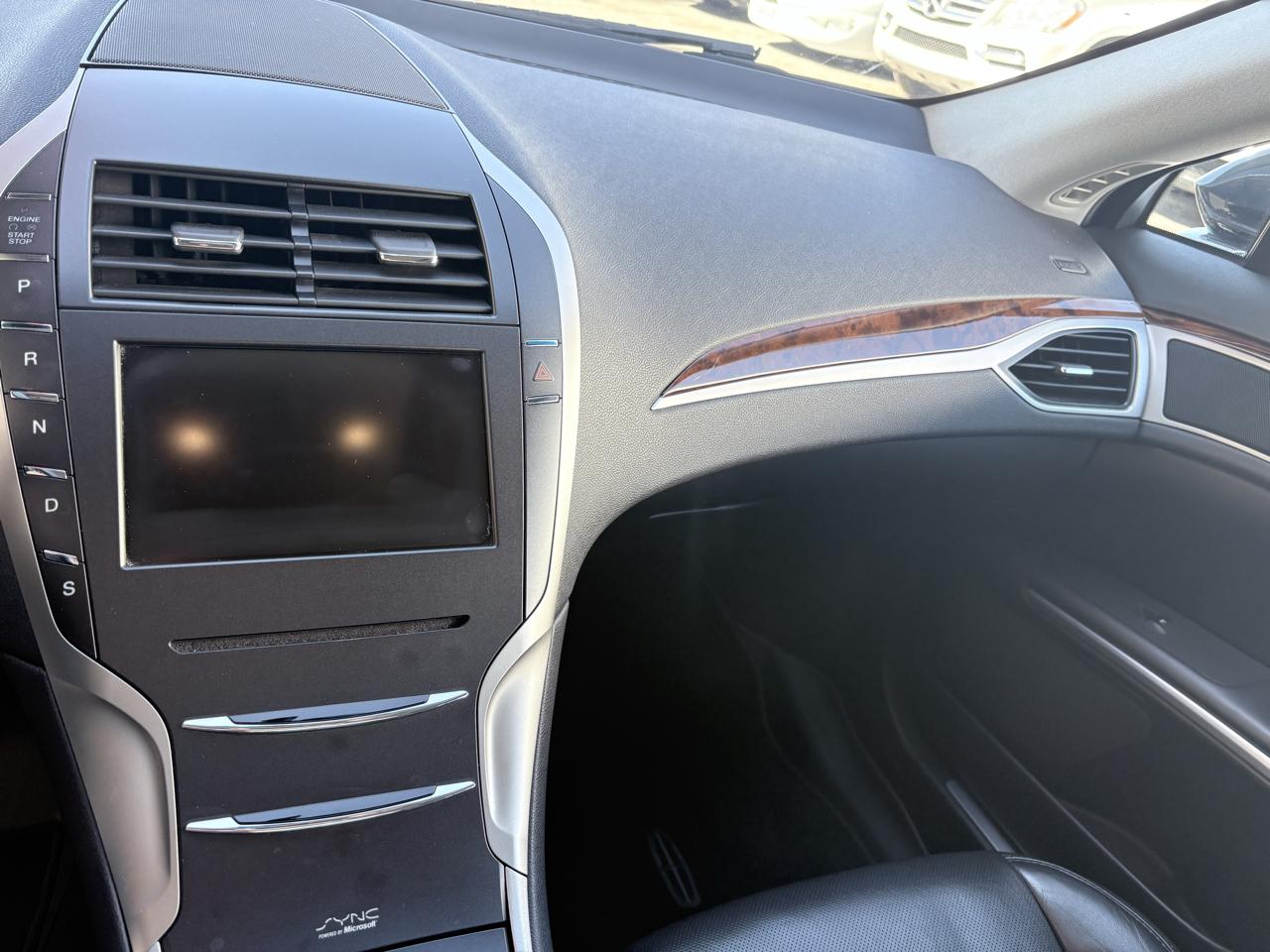 Lincoln MKZ 4dr Sdn FWD 2014