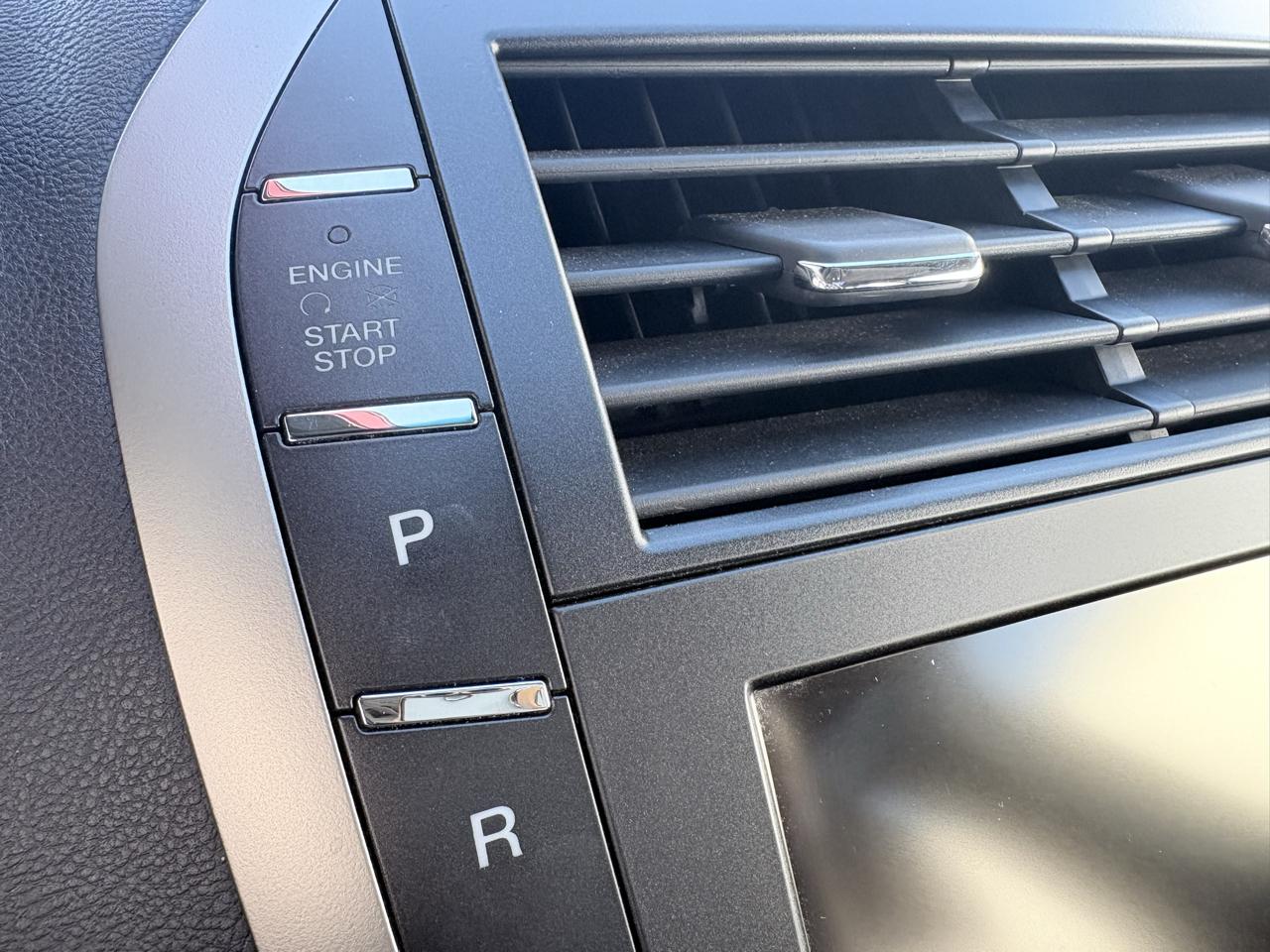 Lincoln MKZ 4dr Sdn FWD 2014