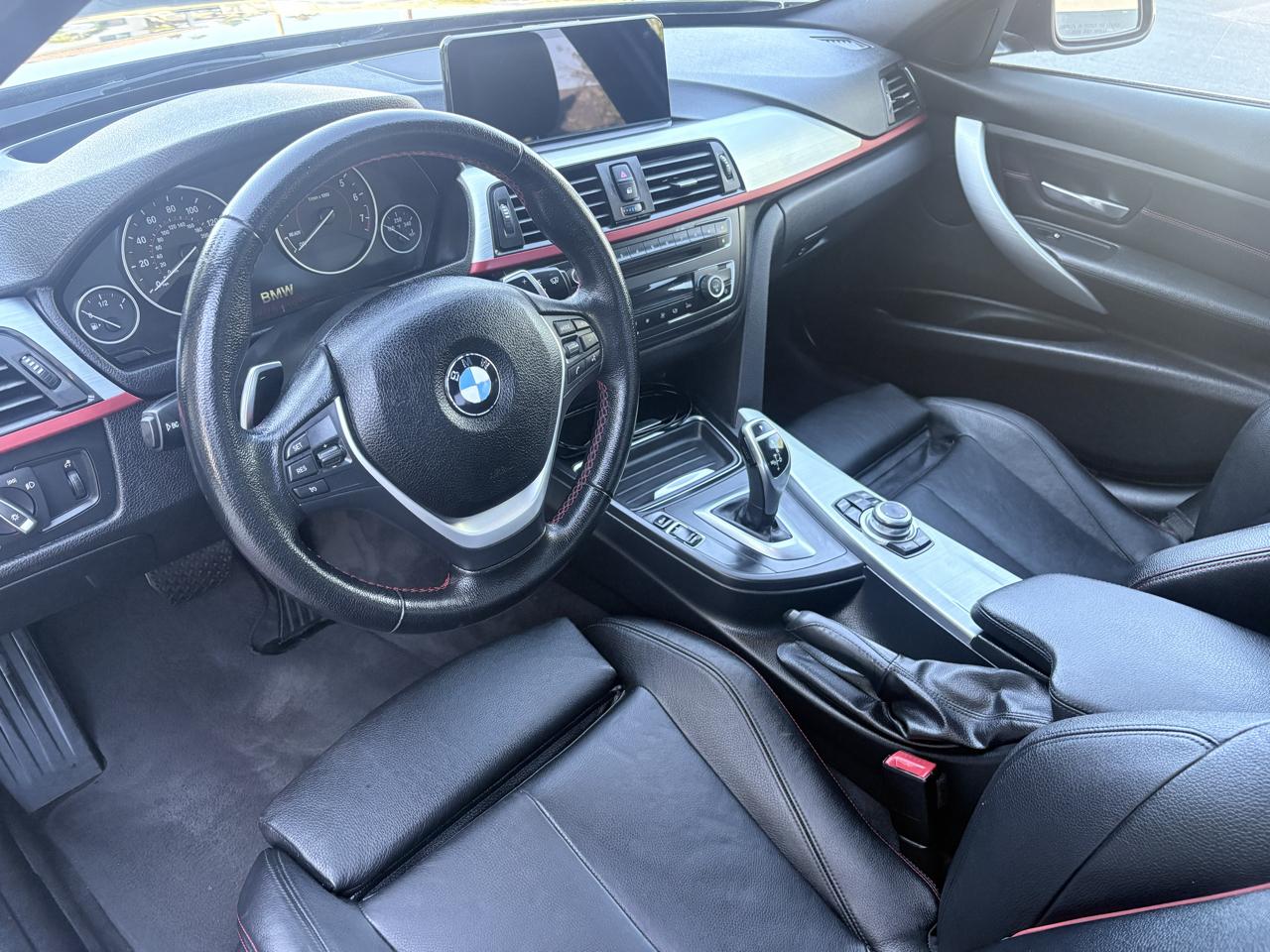 BMW 3 Series 4dr Sdn 328i RWD SULEV 2012