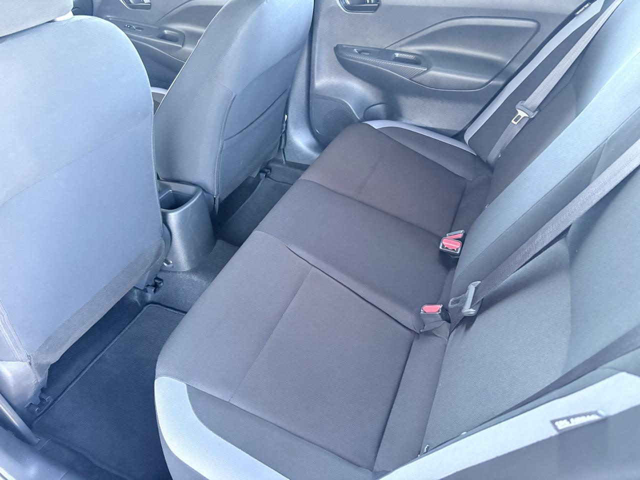Nissan Versa S CVT 2025
