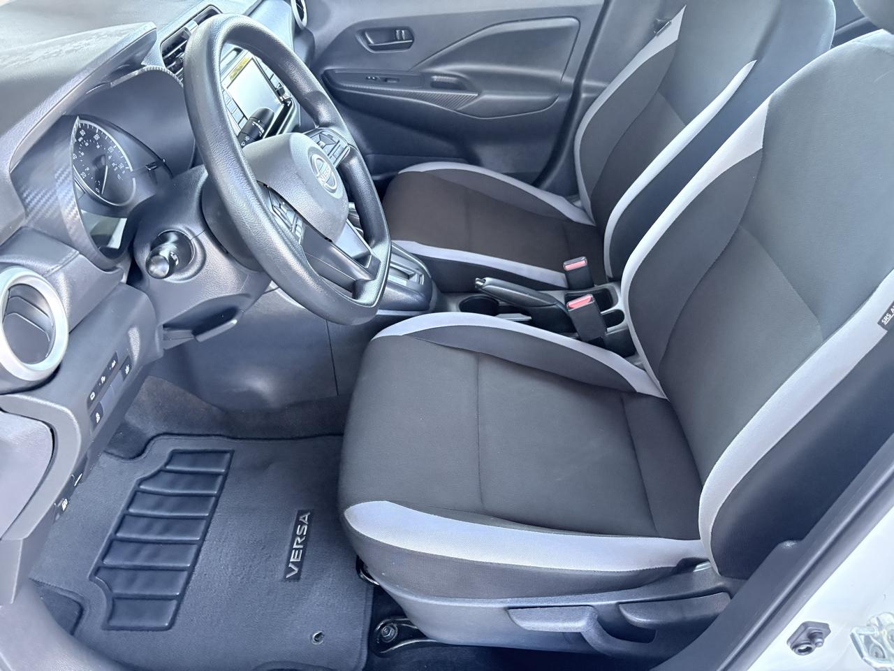 Nissan Versa S CVT 2025