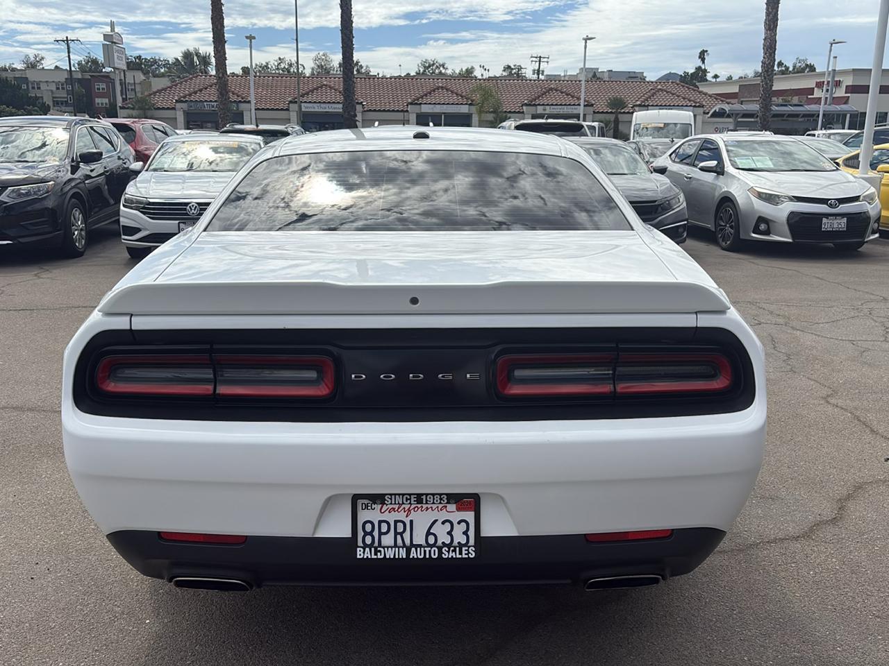 Dodge Challenger SXT RWD 2019