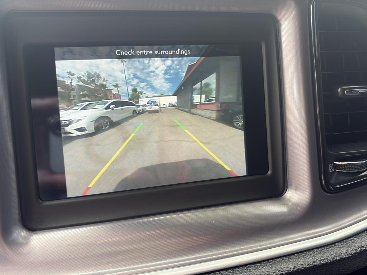 Dodge Challenger SXT RWD 2019