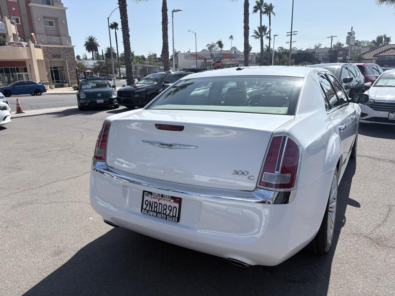 Chrysler 300 4dr Sdn 300C RWD 2014
