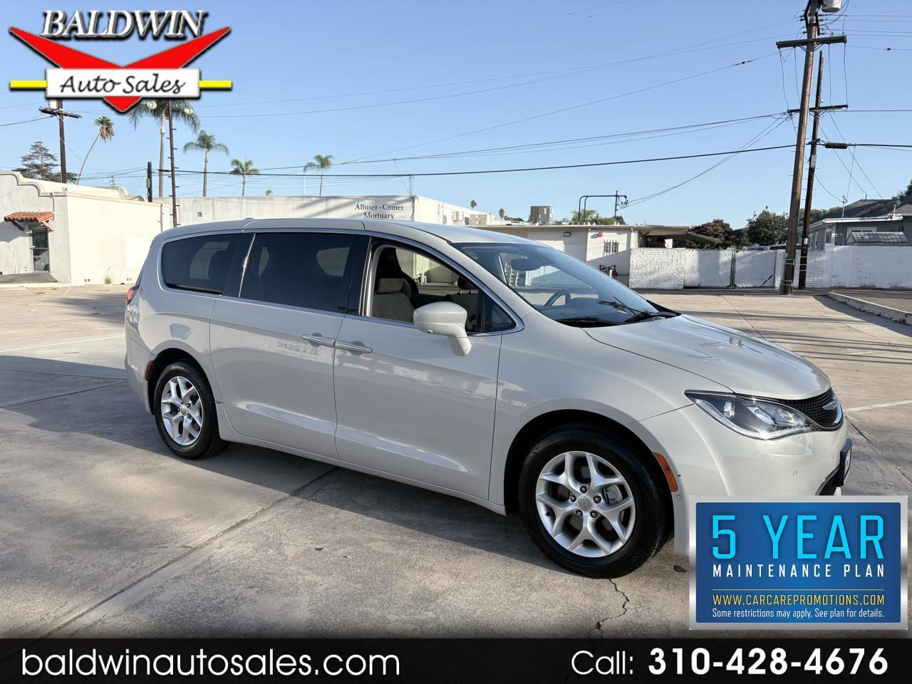 Chrysler Pacifica Touring FWD 2020