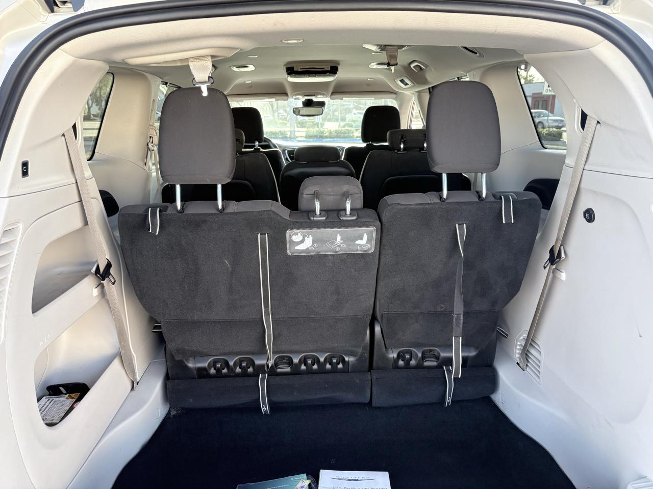 Chrysler Pacifica Touring FWD 2020