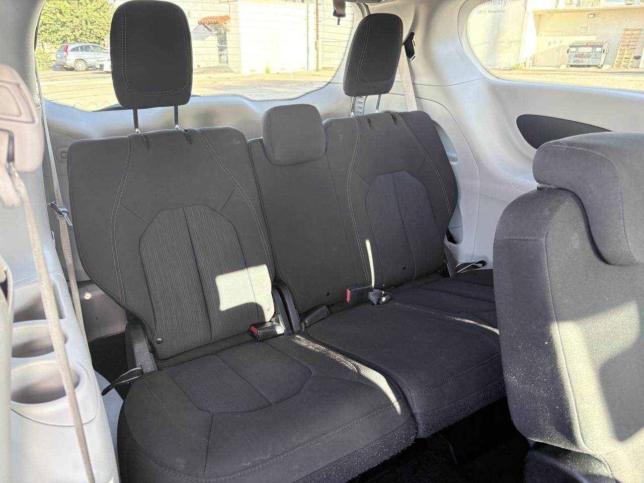 Chrysler Pacifica Touring FWD 2020